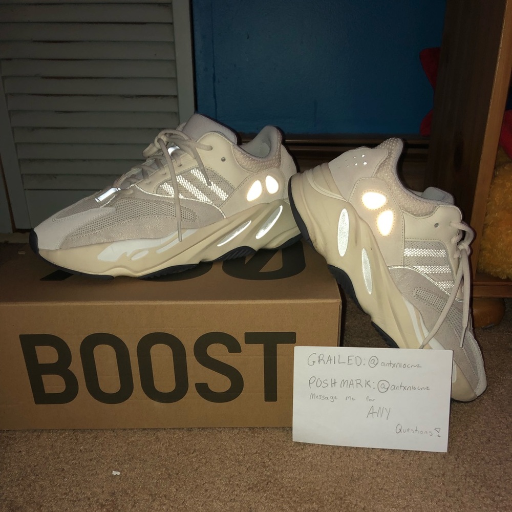 Adidas Yeezy 700 “Analog”